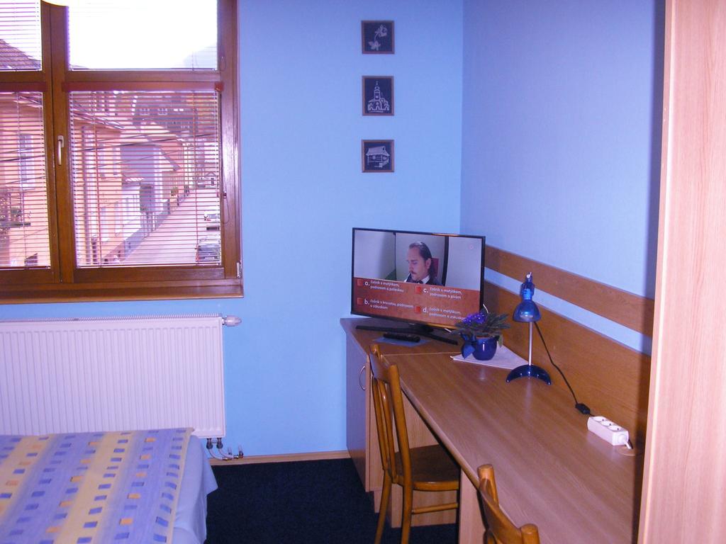 Penzion Andrej Ruzomberok Rum bild